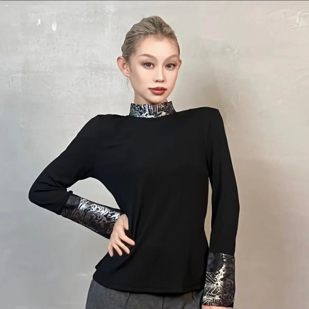 阿泯娜F23282打底衫