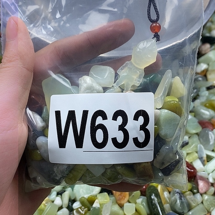 未镶嵌岫玉鱼缸石