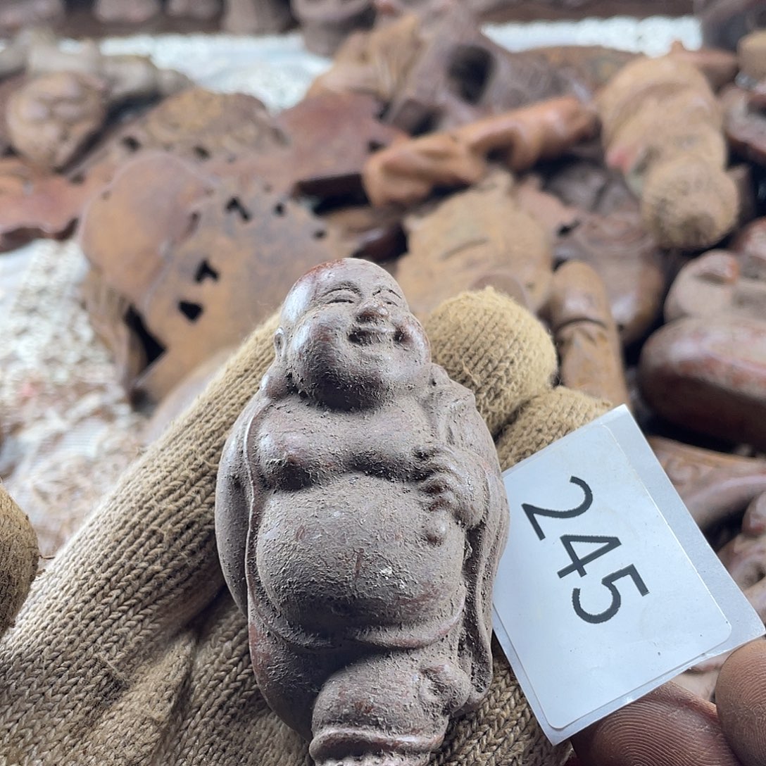 和田玉（糖玉）未镶嵌挂件