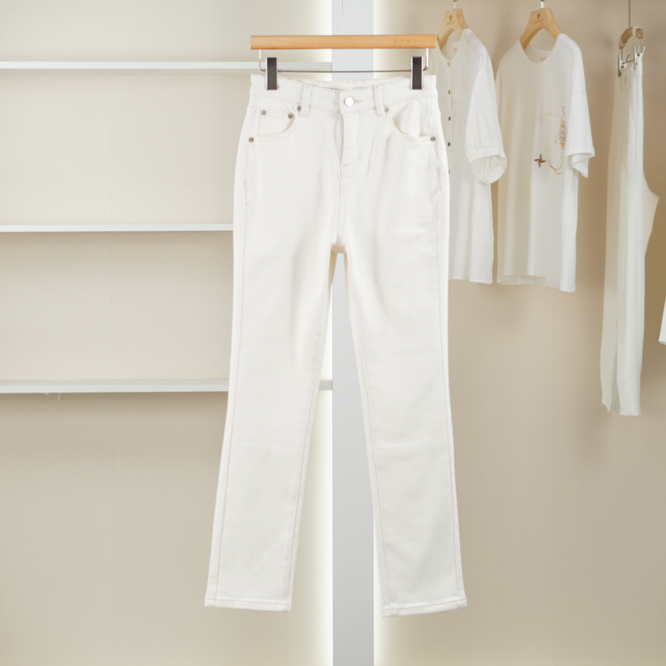 【麦笛·品牌新款】50816253 秋季简约厚款牛仔长裤女装撤柜折扣