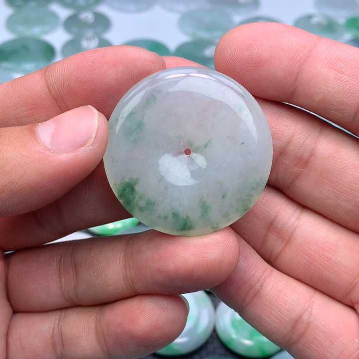 翡翠颈饰未镶嵌麥*缅甸天然A货翡翠