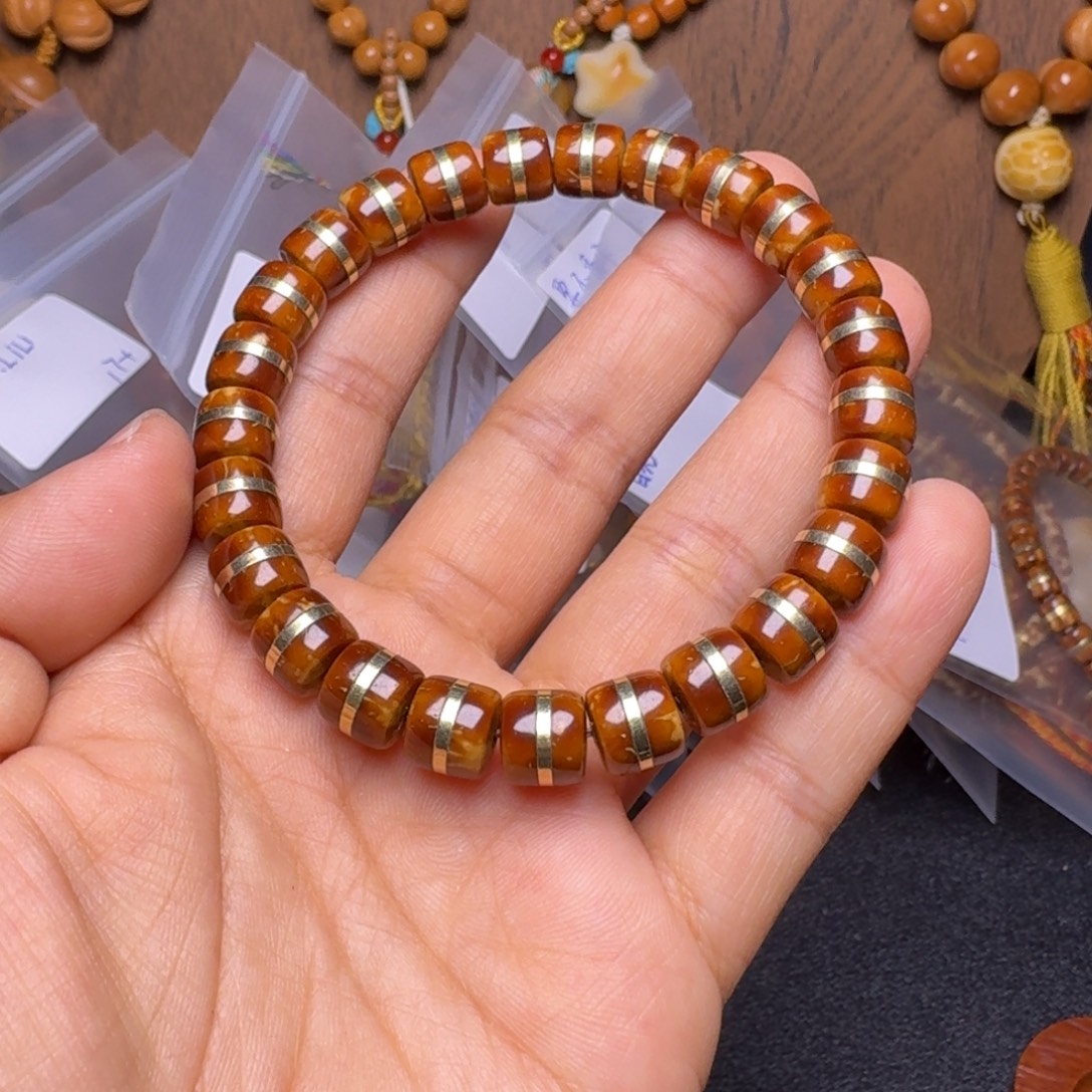 吊坠猴头核桃顶级紫金鼠