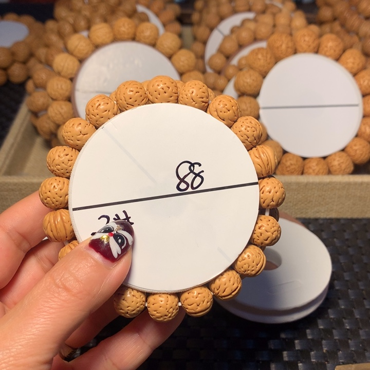 桃核手串张*程2号链接。。。。。