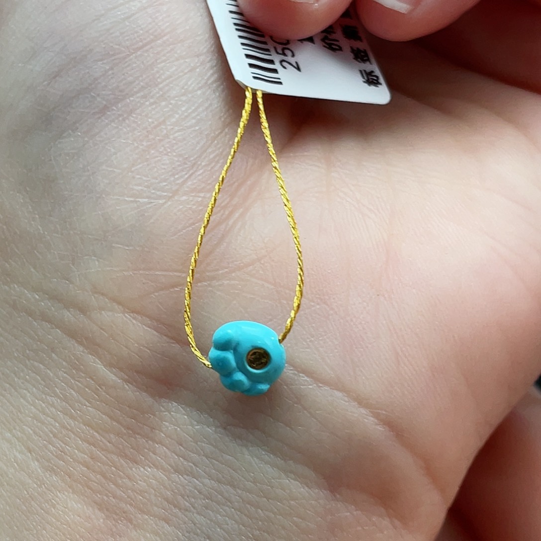 绿松石颈饰未镶嵌