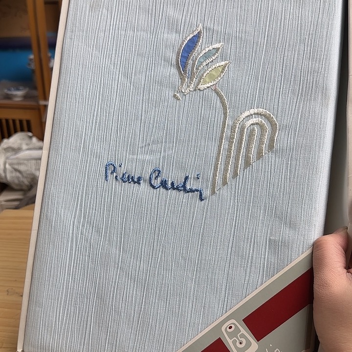 瓷片默认微瑕啊啊啊啊啊啊