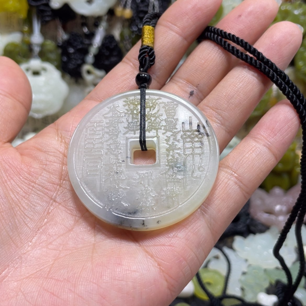 【闪购商品】岫玉颈饰未镶嵌30吊坠