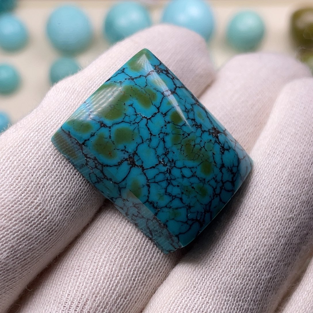 绿松石未镶嵌珠宝半成品