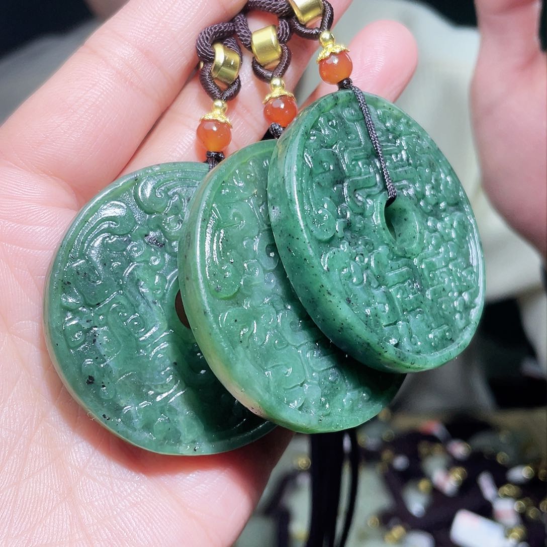 和田玉颈饰未镶嵌多样性拍一发一