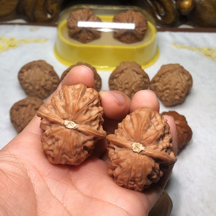 老***父文玩核桃39黄松峪