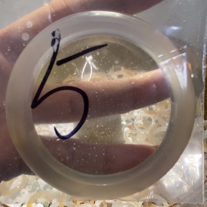 c***.玛瑙/玉髓未镶嵌手镯5号