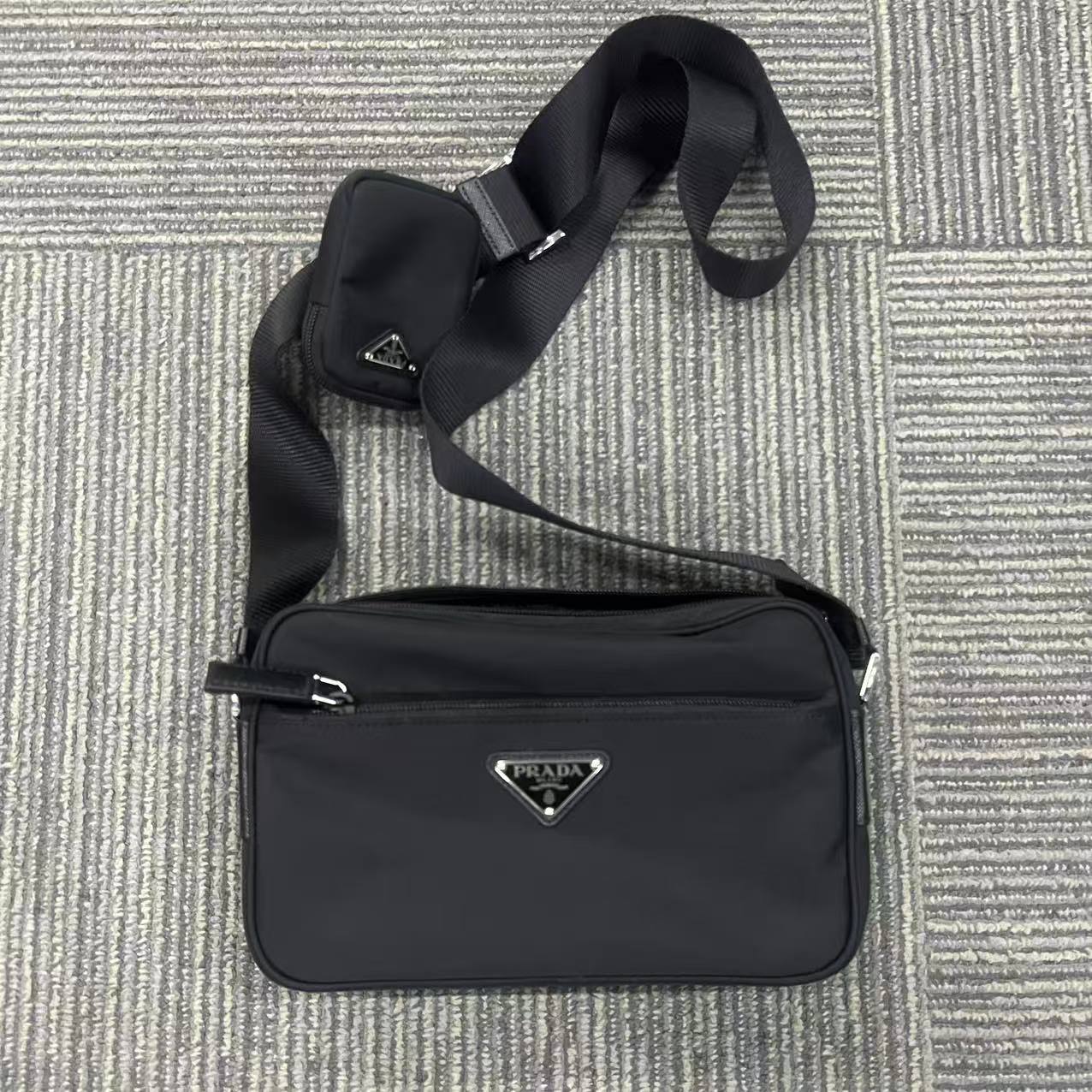 未使用 Prada/普拉达 Prada男士二合一单肩服