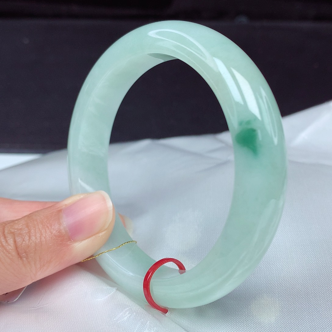 翡翠手镯未镶嵌58圈3808