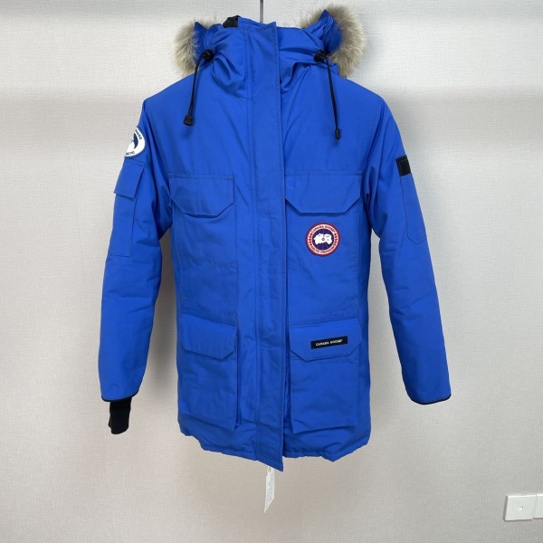 妃鱼/加拿大鹅/尼龙/羽绒服/99新/马零二一二