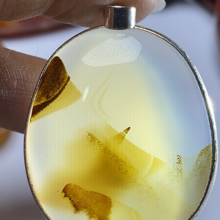 玛瑙/玉髓颈饰未镶嵌