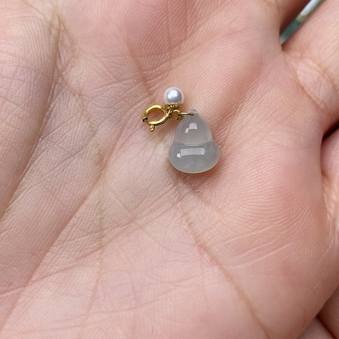 翡翠颈饰18K金镶嵌葫芦