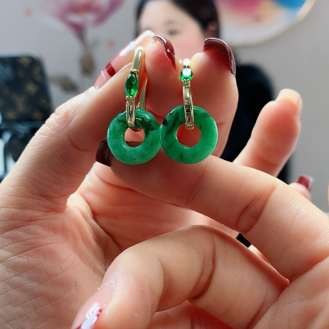 【闪购商品】翡翠耳饰未镶嵌，