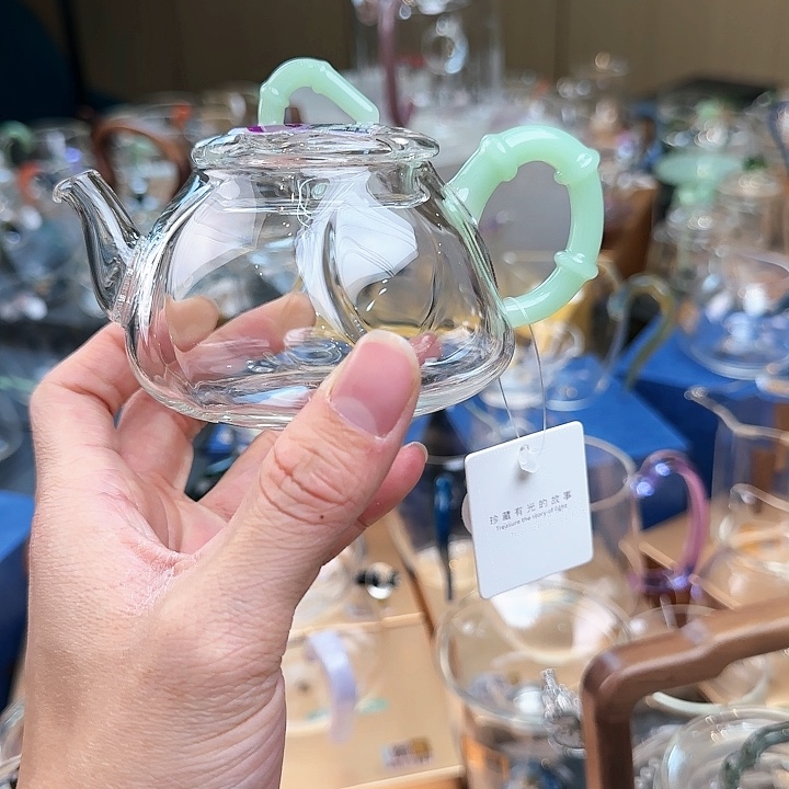 禾器浅玉色君漾壶