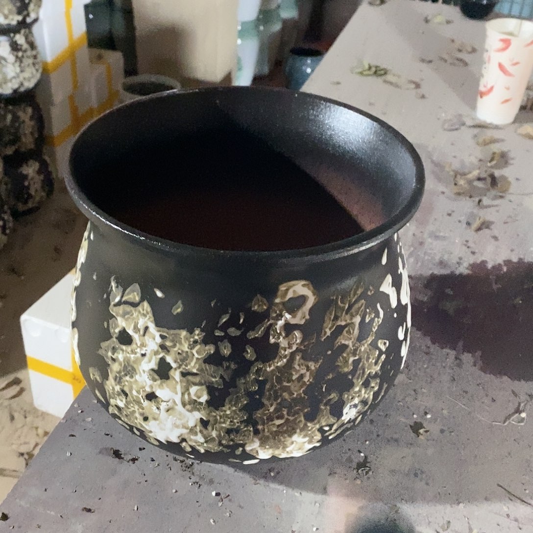 紫砂花盆瑕疵25/22、bnygcv