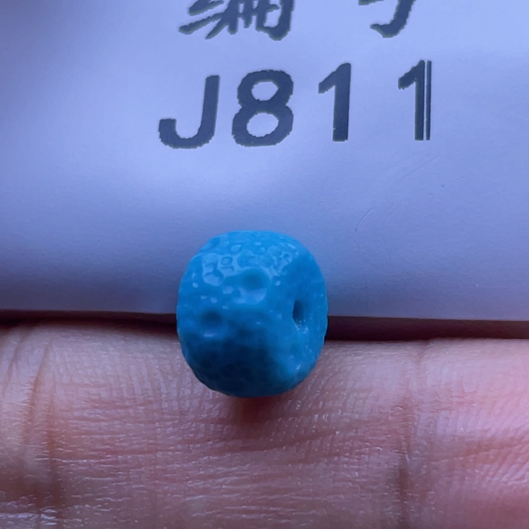 绿松石未镶嵌天然原矿绿松石雕件