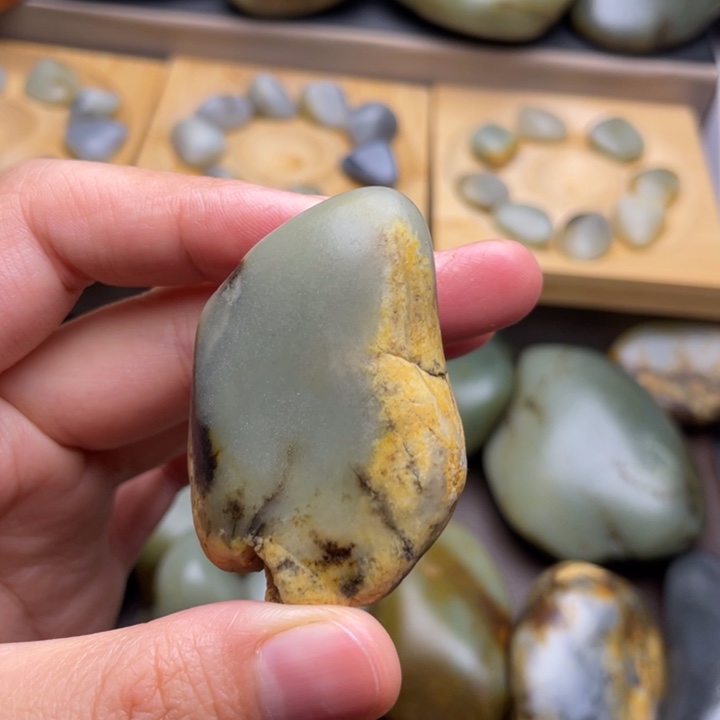 和田玉未镶嵌颈饰7