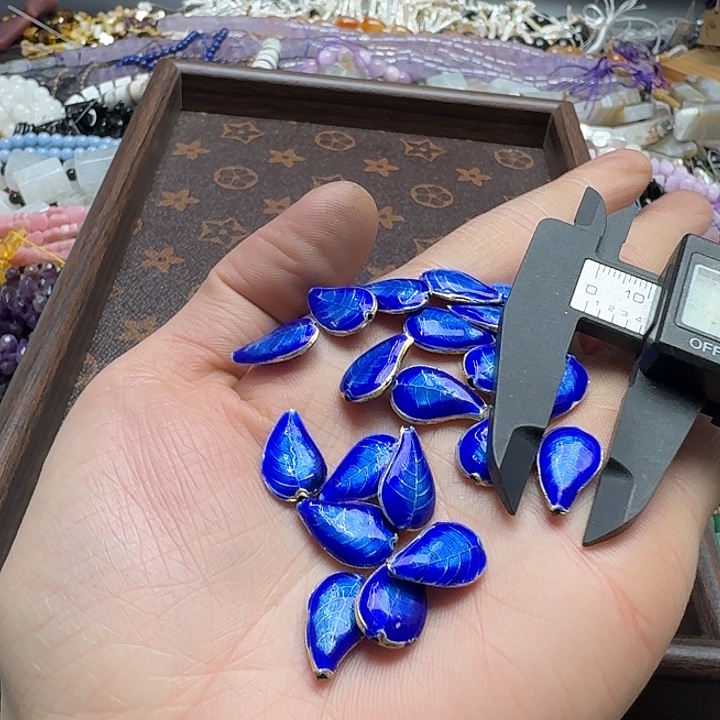 玛瑙/玉髓未镶嵌珠宝半成品三个10x17m景泰蓝水滴