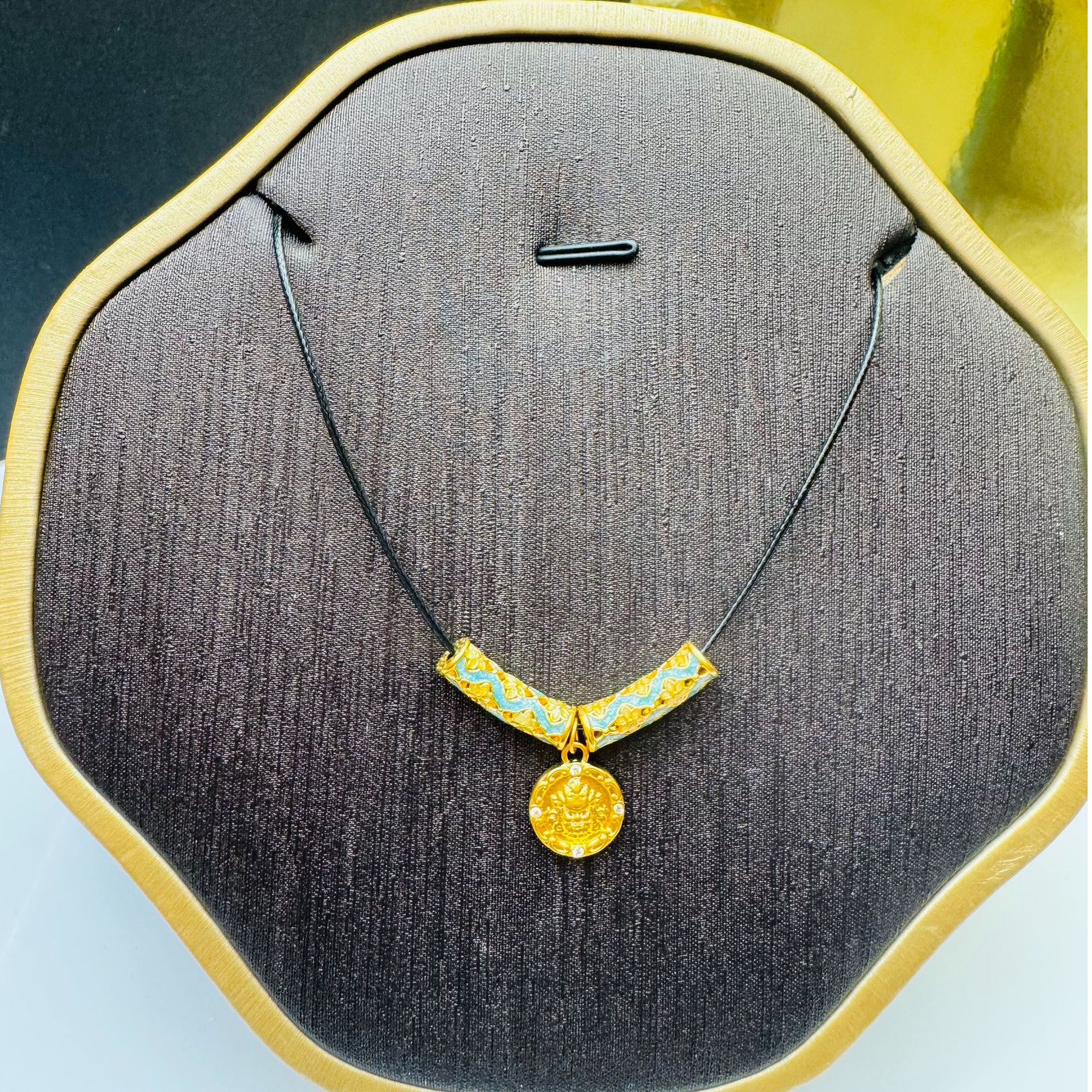 67#足金999 珐琅彩黄财神蓝花弯管