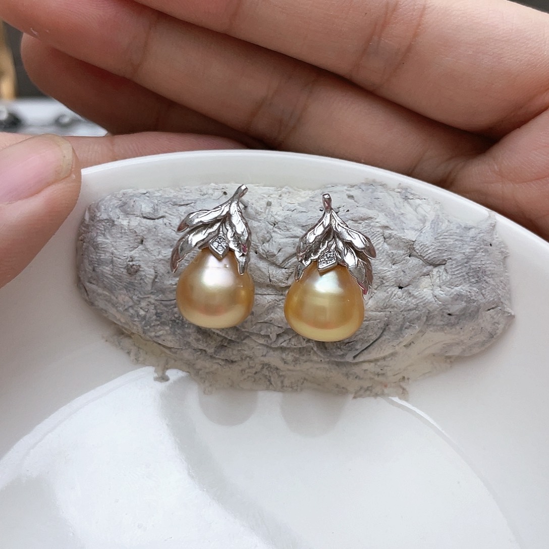 银S925镶嵌海水珍珠耳饰