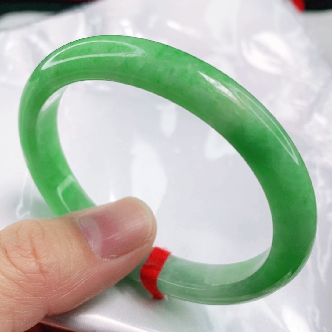 未镶嵌手镯翡翠54.6圈口贵妃