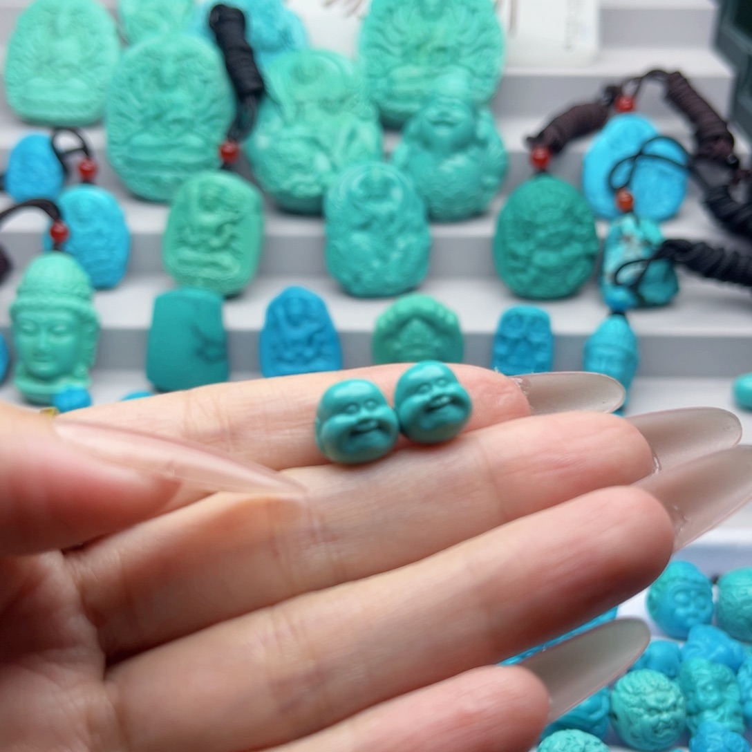 绿松石雕刻未镶嵌