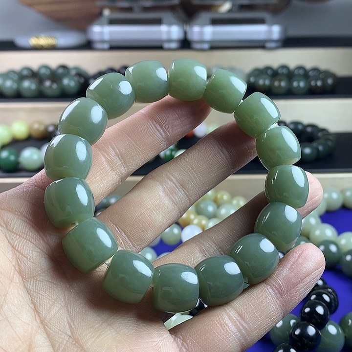 和田玉手串未镶嵌