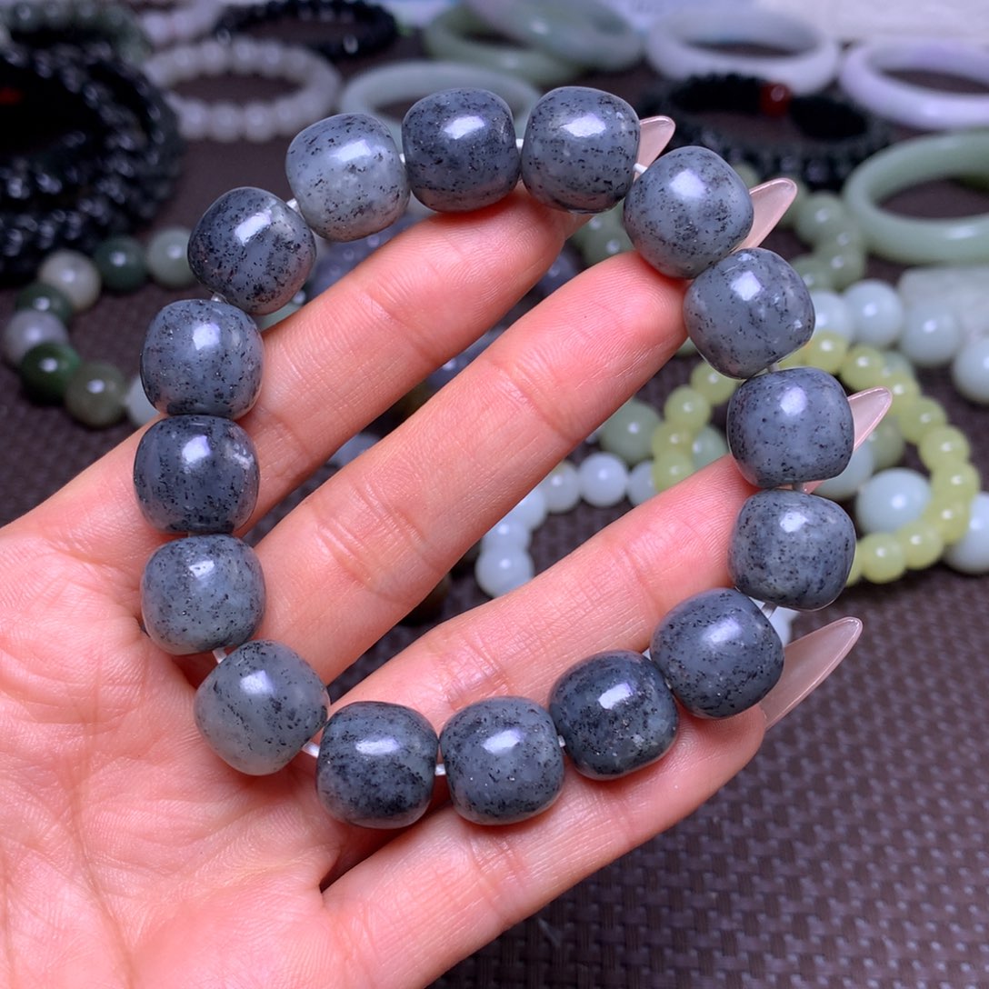 未镶嵌手串和田玉卡14