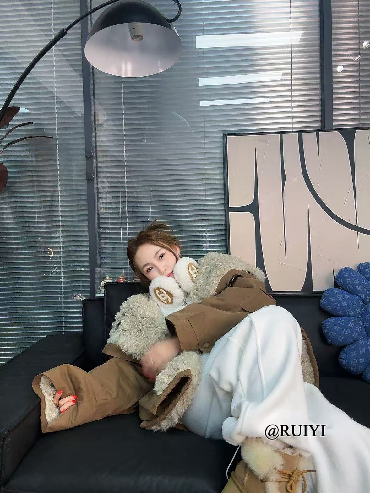 《赵哥推荐》双面个性毛毛派克服