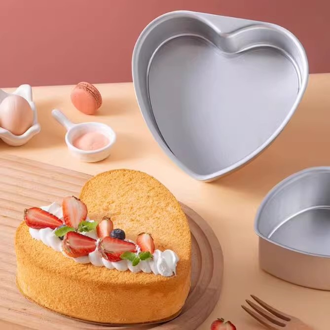 做生日戚风蛋糕模具心形活底烘焙家用5寸8寸10寸家用烤箱慕斯模