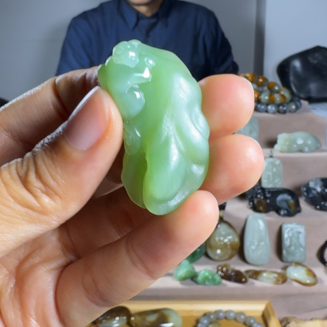 和田玉（糖玉）颈饰未镶嵌