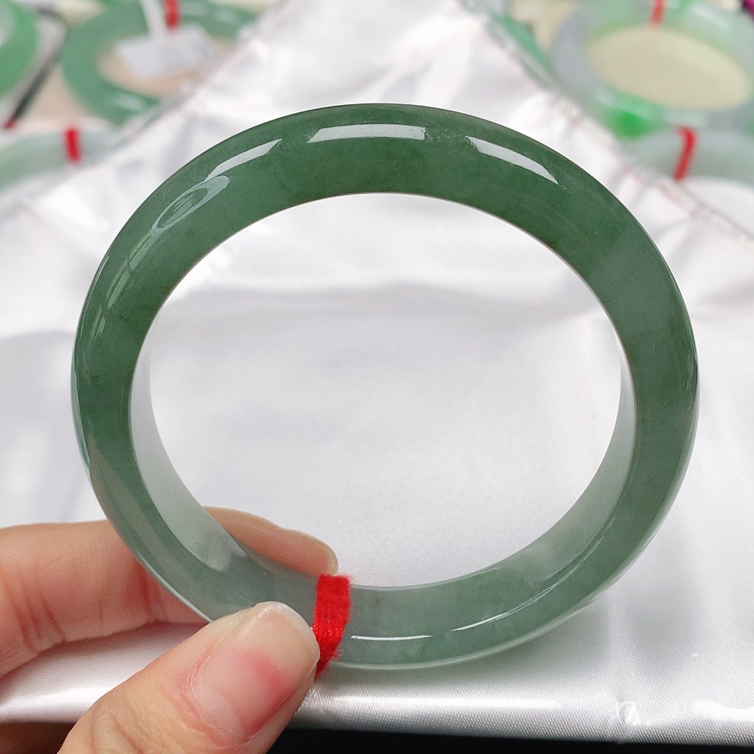 翡翠手镯未镶嵌天然翡翠手镯53