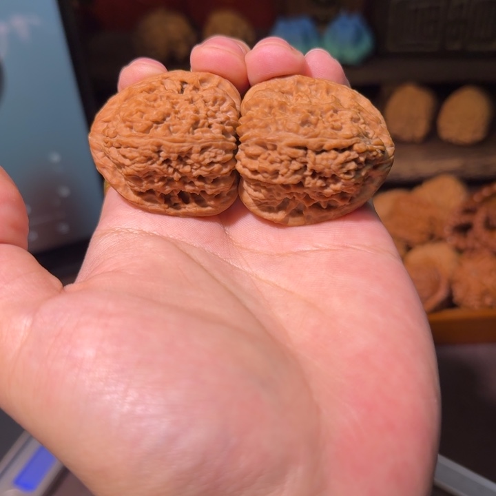 文玩核桃吊坠全品38三角南疆