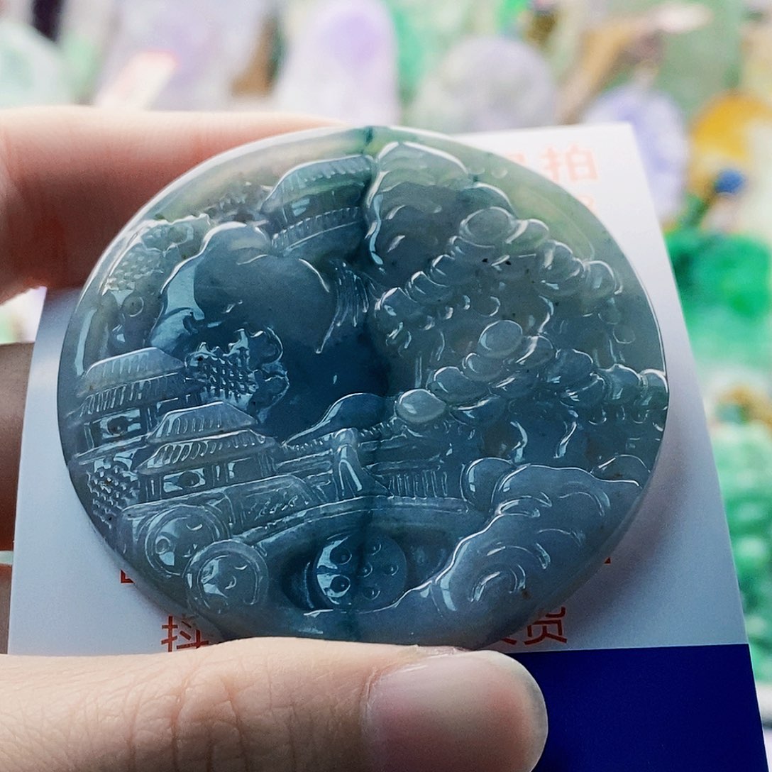 吊坠(不含链)未镶嵌翡翠