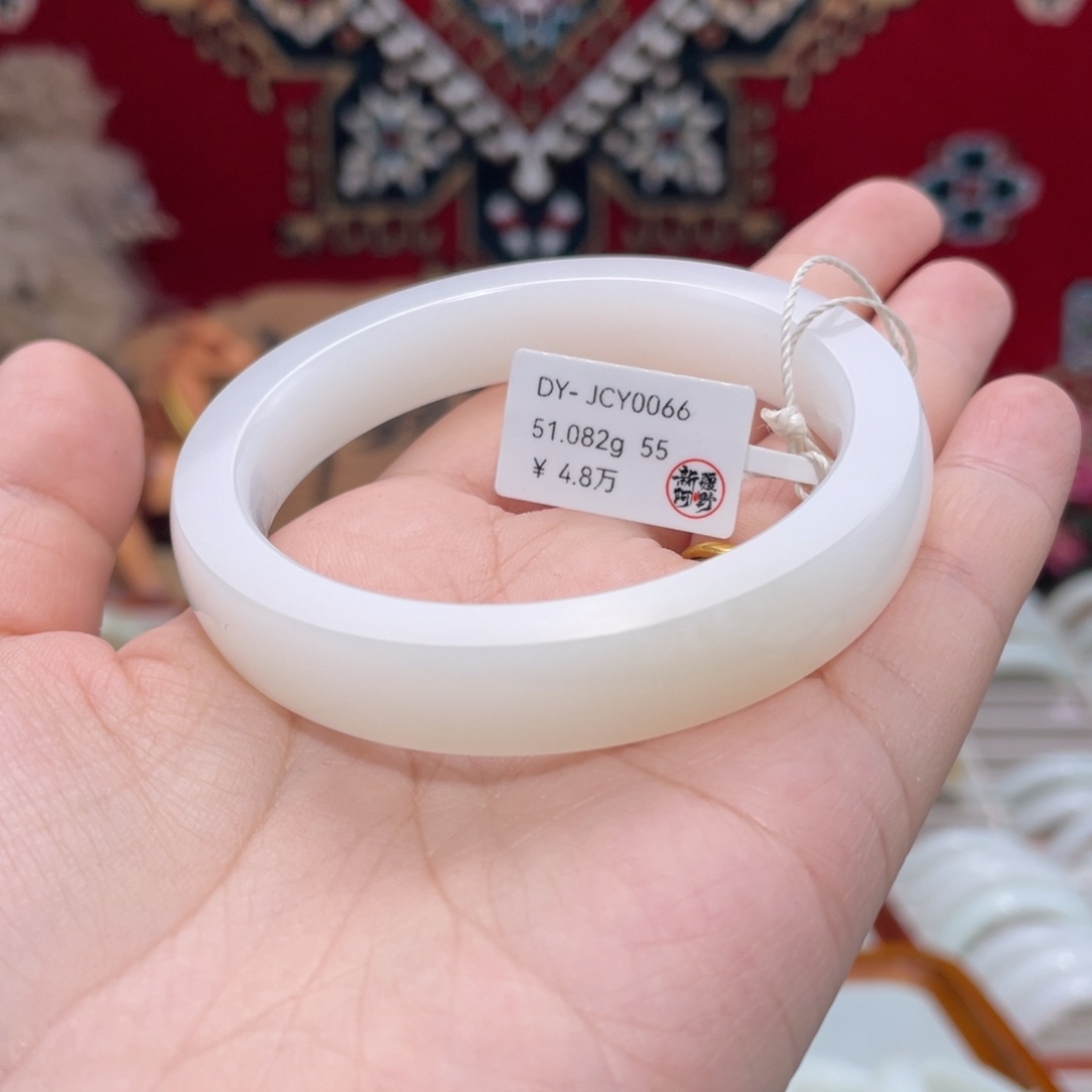 未镶嵌手镯和田玉时尚新疆羊脂白玉直切55#天然和田玉手镯