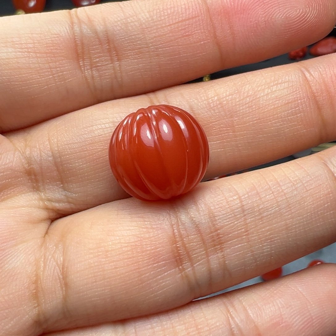 南红玛瑙珠子未镶嵌