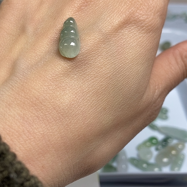 翡翠未镶嵌吊坠(不含链)豆子