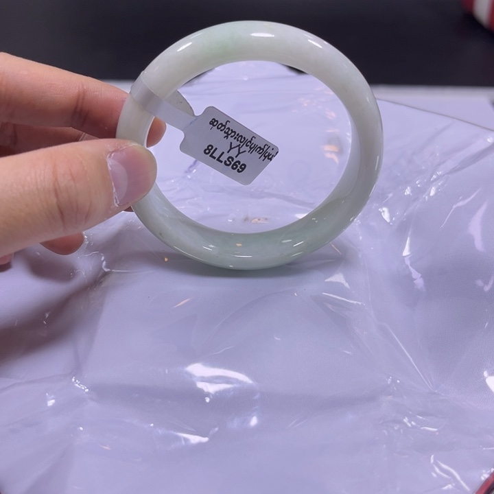 翡翠手镯未镶嵌天然翡翠a货多样性发货
