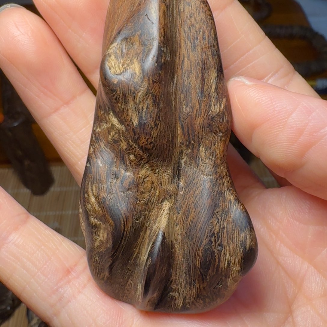 沉香吊坠小*1文莱软丝黑棋21.3g