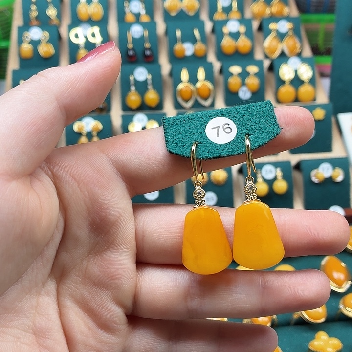 琥珀银S925镶嵌耳饰