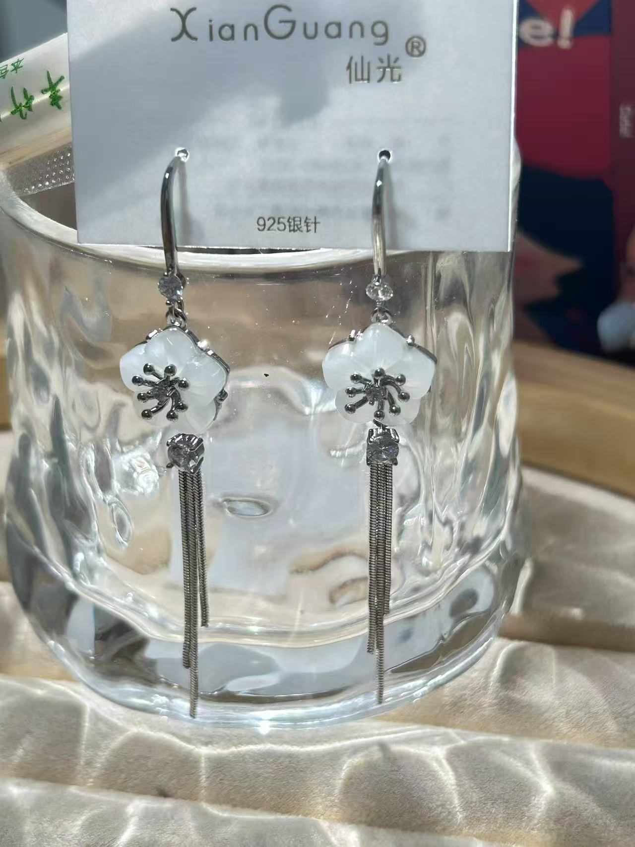 合金锆石耳饰 新中式国风白色花朵锆石长款流苏耳环小众设计款