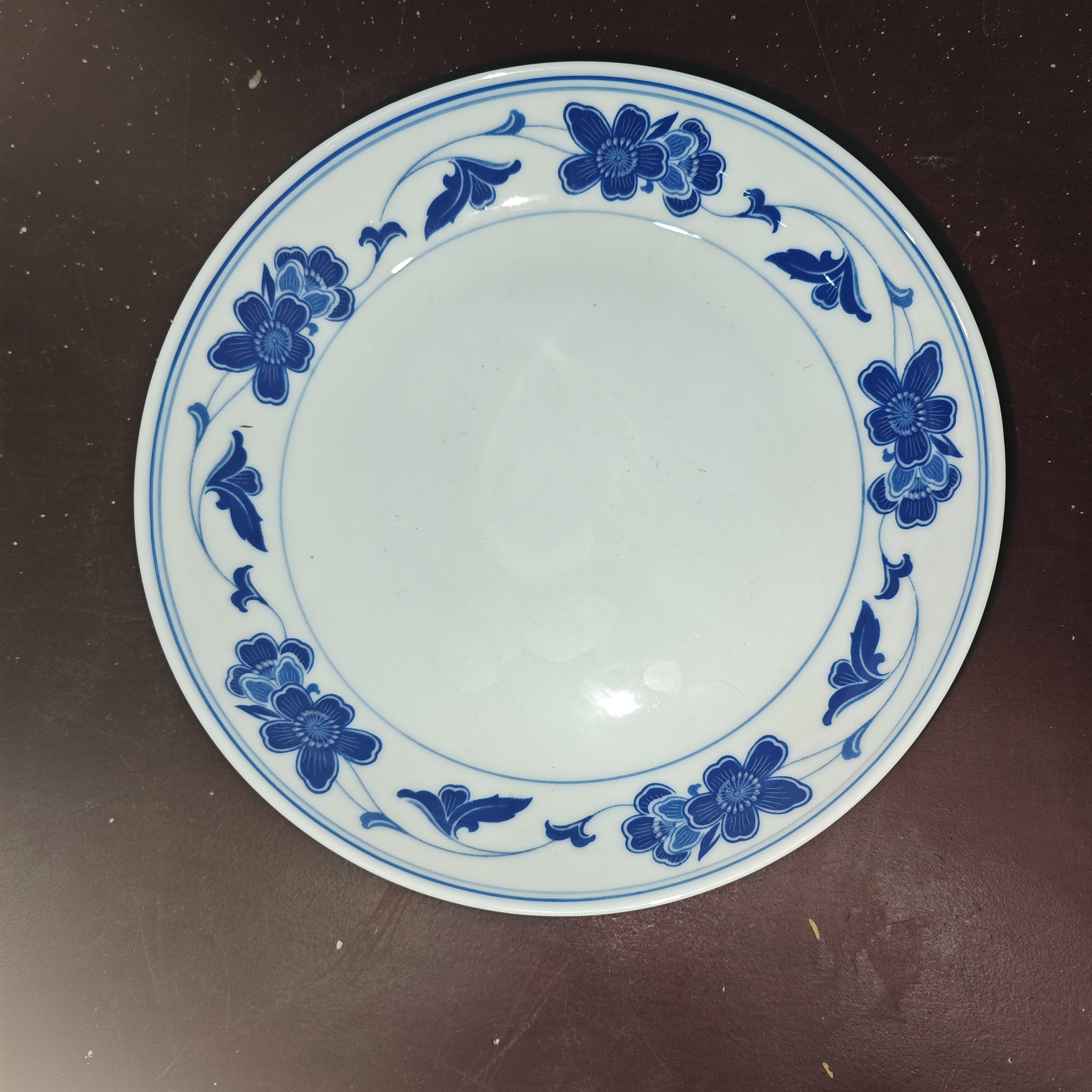 釉下五彩蓝牧纹盘子（18cm）