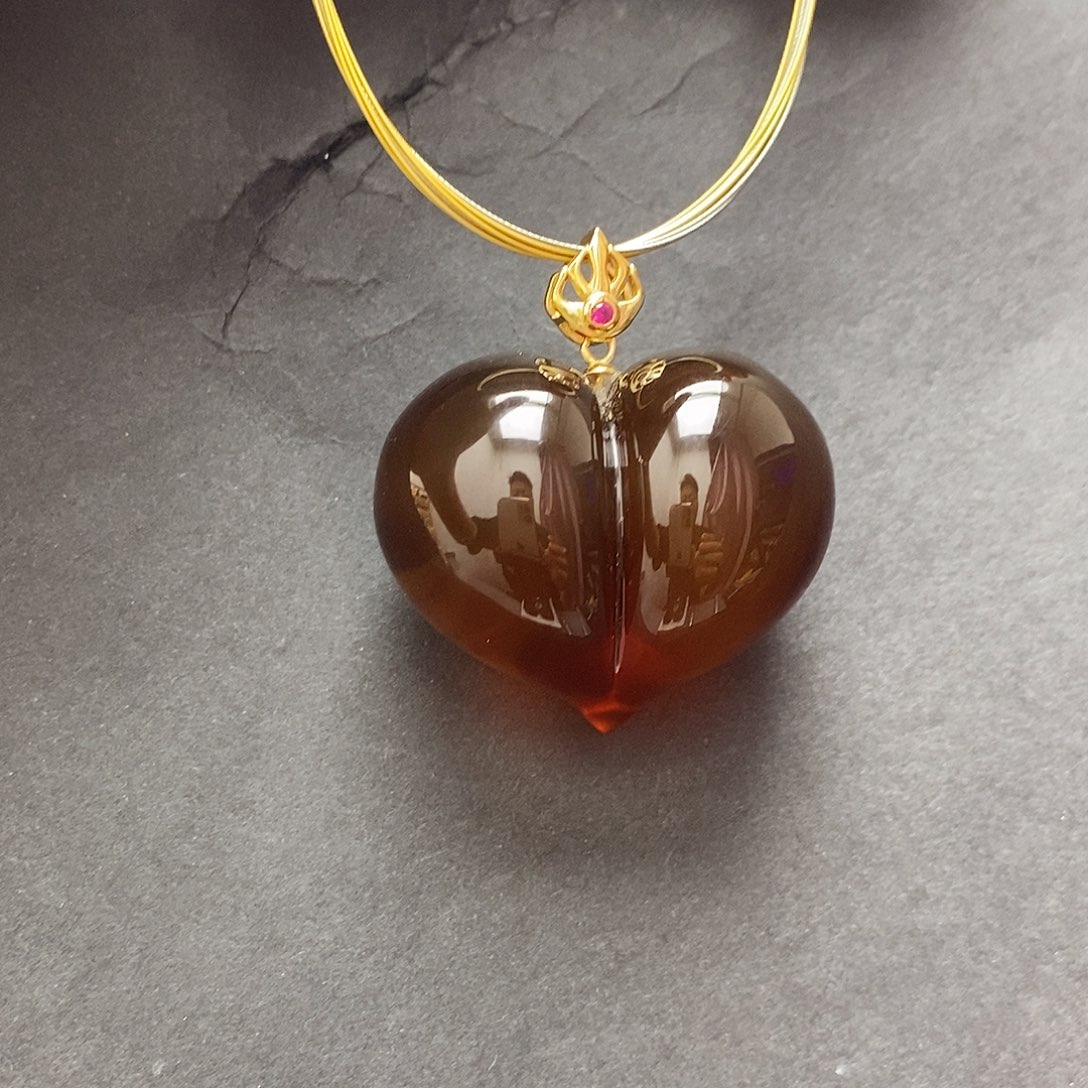 琥珀未镶嵌裸石吊坠
