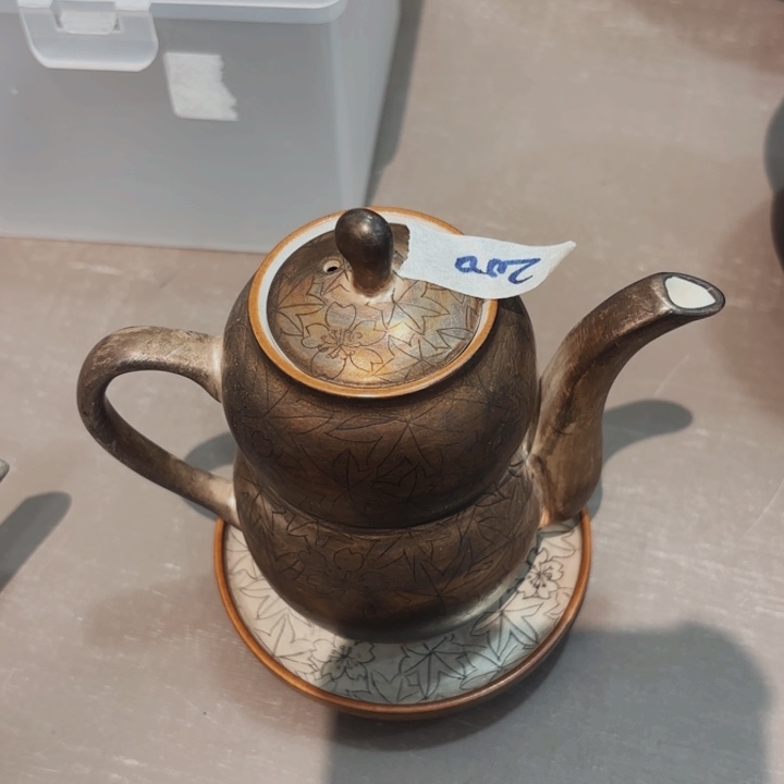 紫砂茶杯?*叔非常美丽漂亮的物品