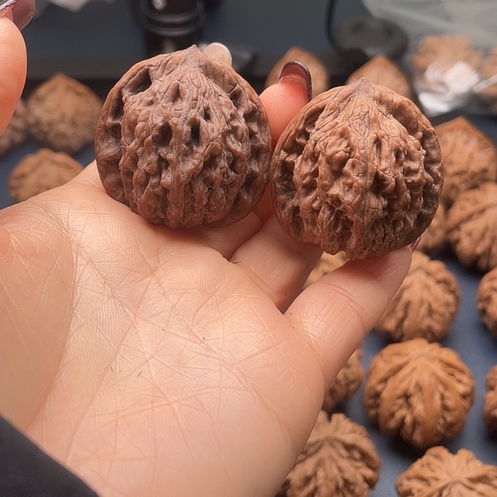 玉***药把件龙脊菩提虎头