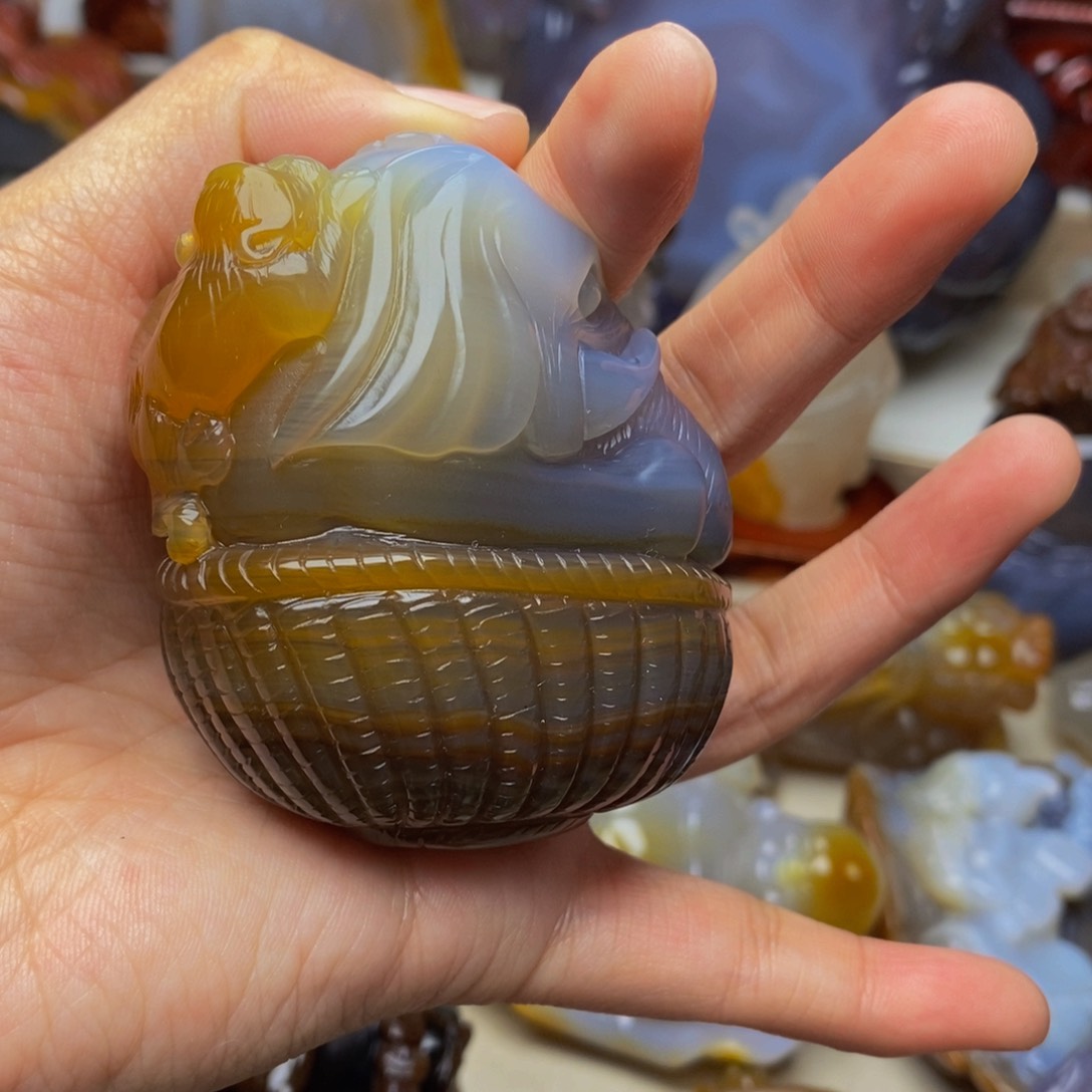 玛瑙/玉髓手把件未镶嵌