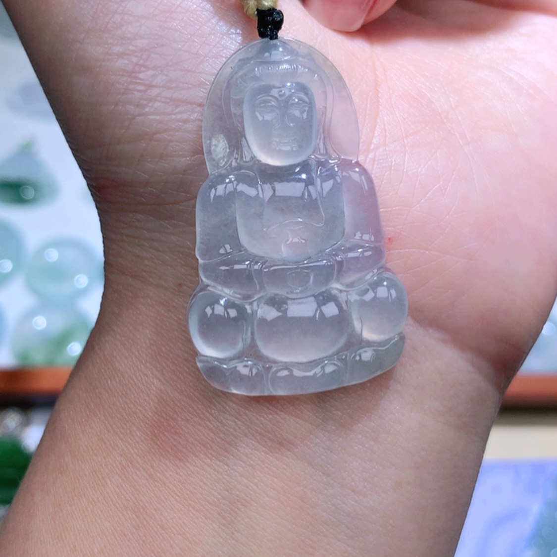 【闪购商品】翡翠颈饰未镶嵌观音